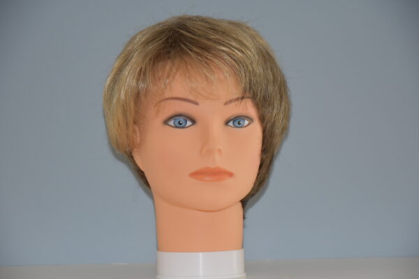 short blonde wig on mannequin head